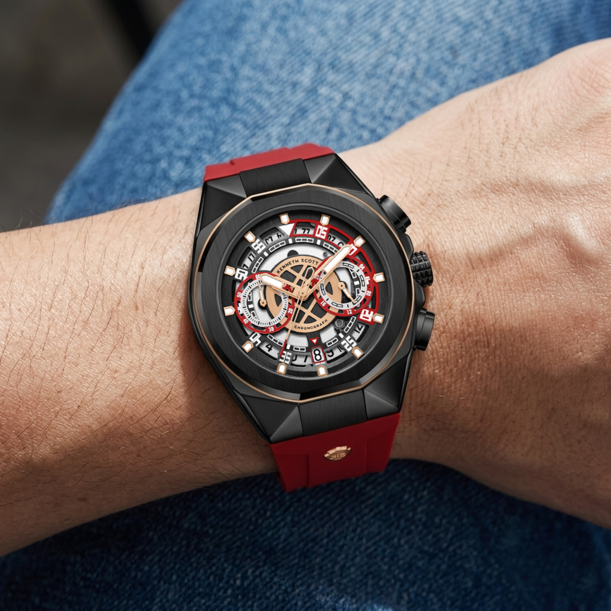 Color_Black +Red 